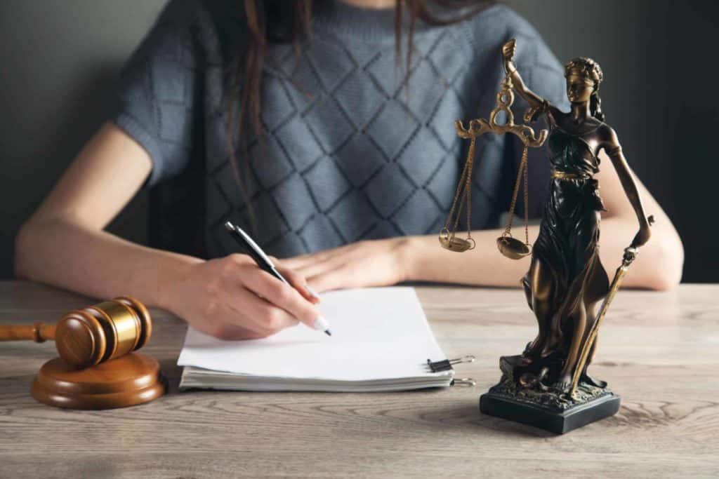 Should you Handle your Own Personal Injury Claim?